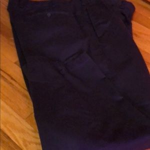 Men’s Van Heusen pleated khaki pants